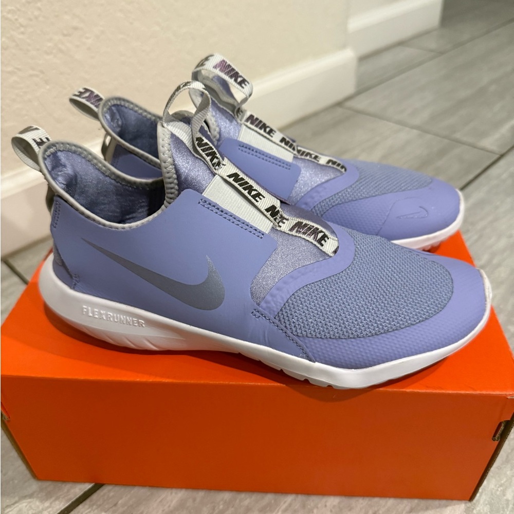 Women Nike Runner Shoes